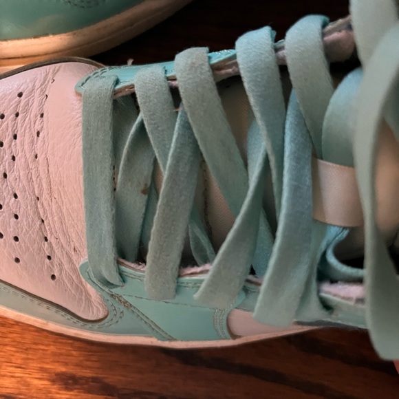 Jordan Womens AIR JORDAN 1 MID SE Green | Womens 7 - Picture 11 of 14